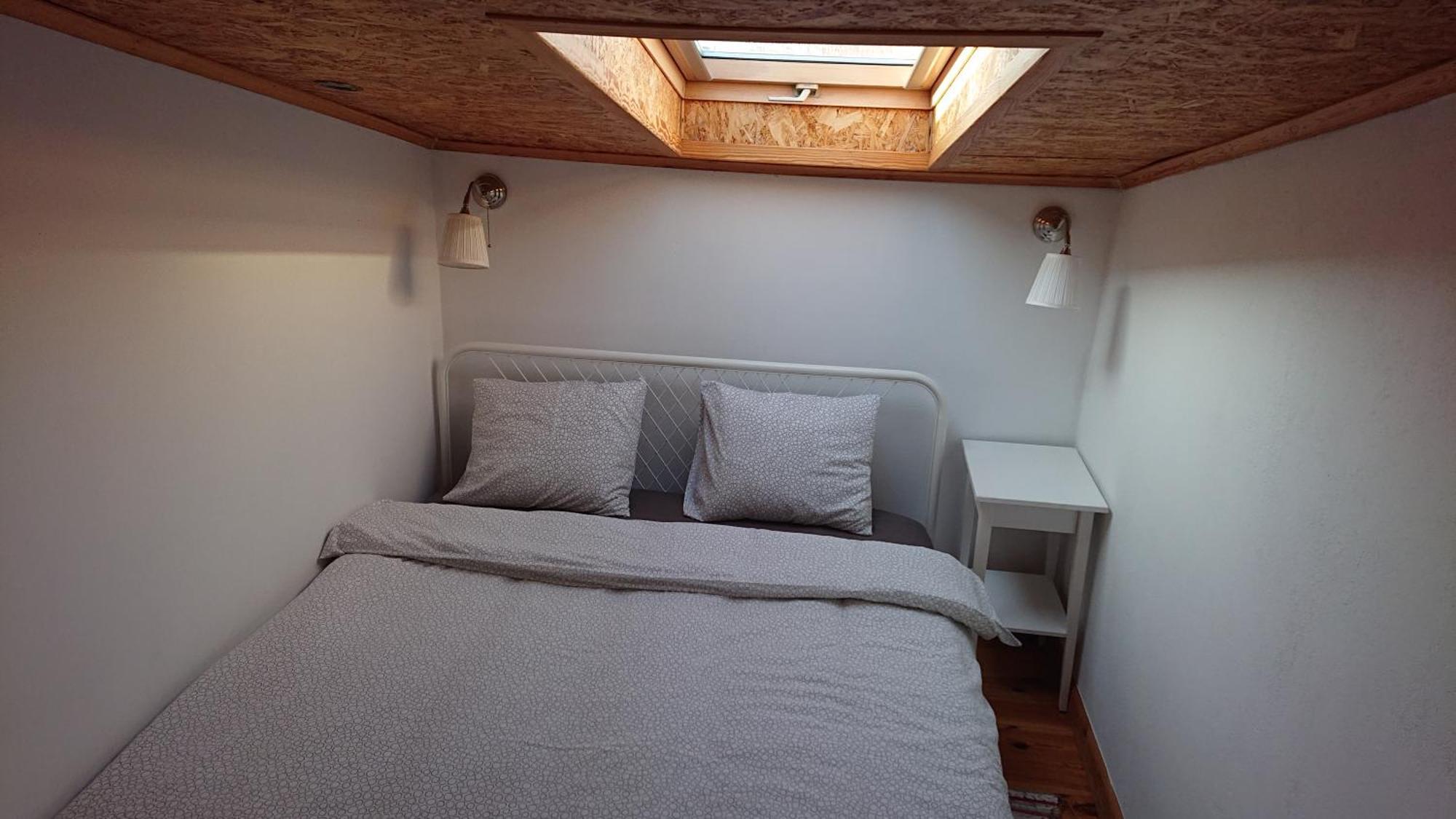Apartamenty Przy Stonehenge Sosnowiec Ruang foto