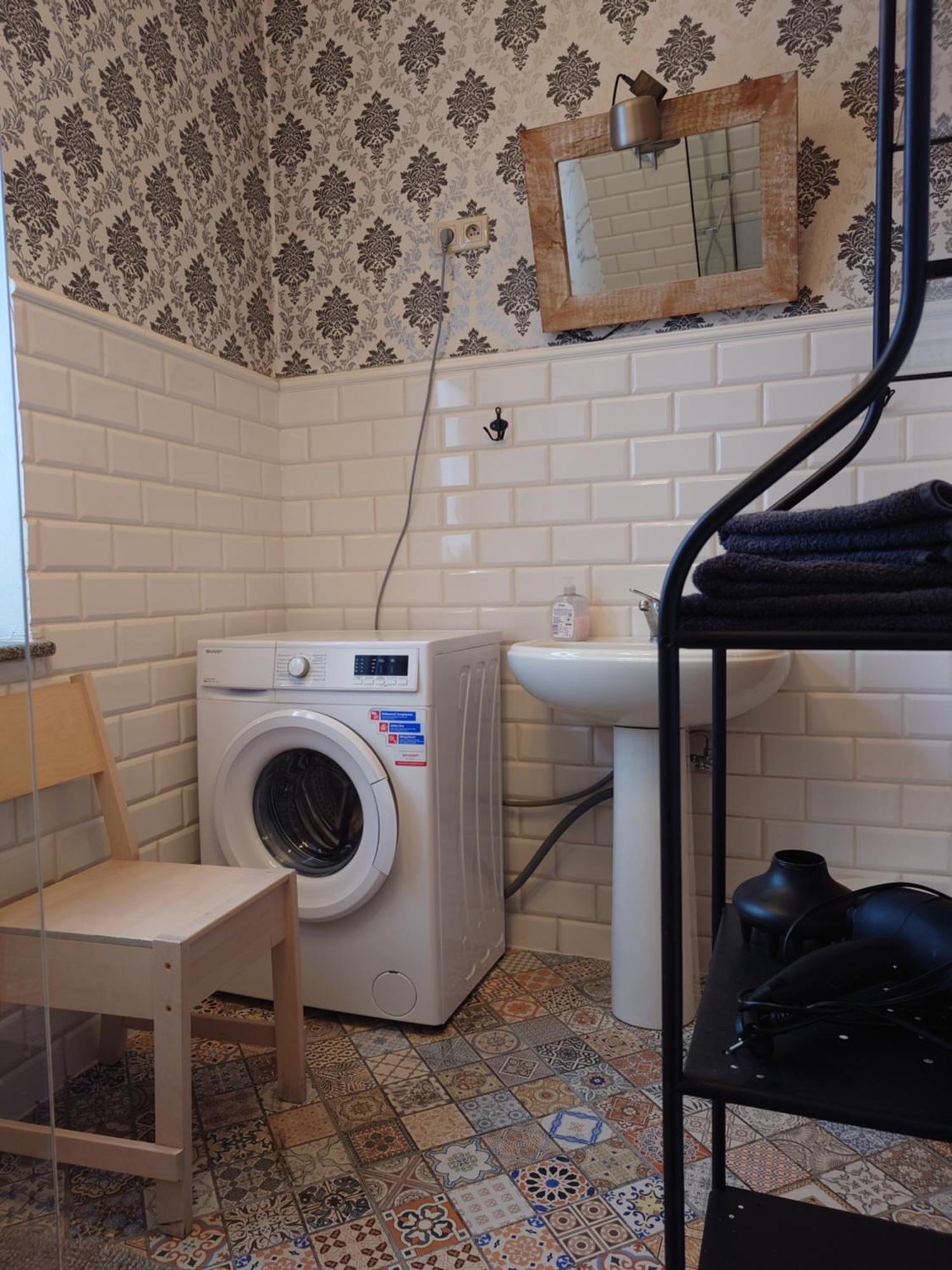 Apartamenty Przy Stonehenge Sosnowiec Ruang foto
