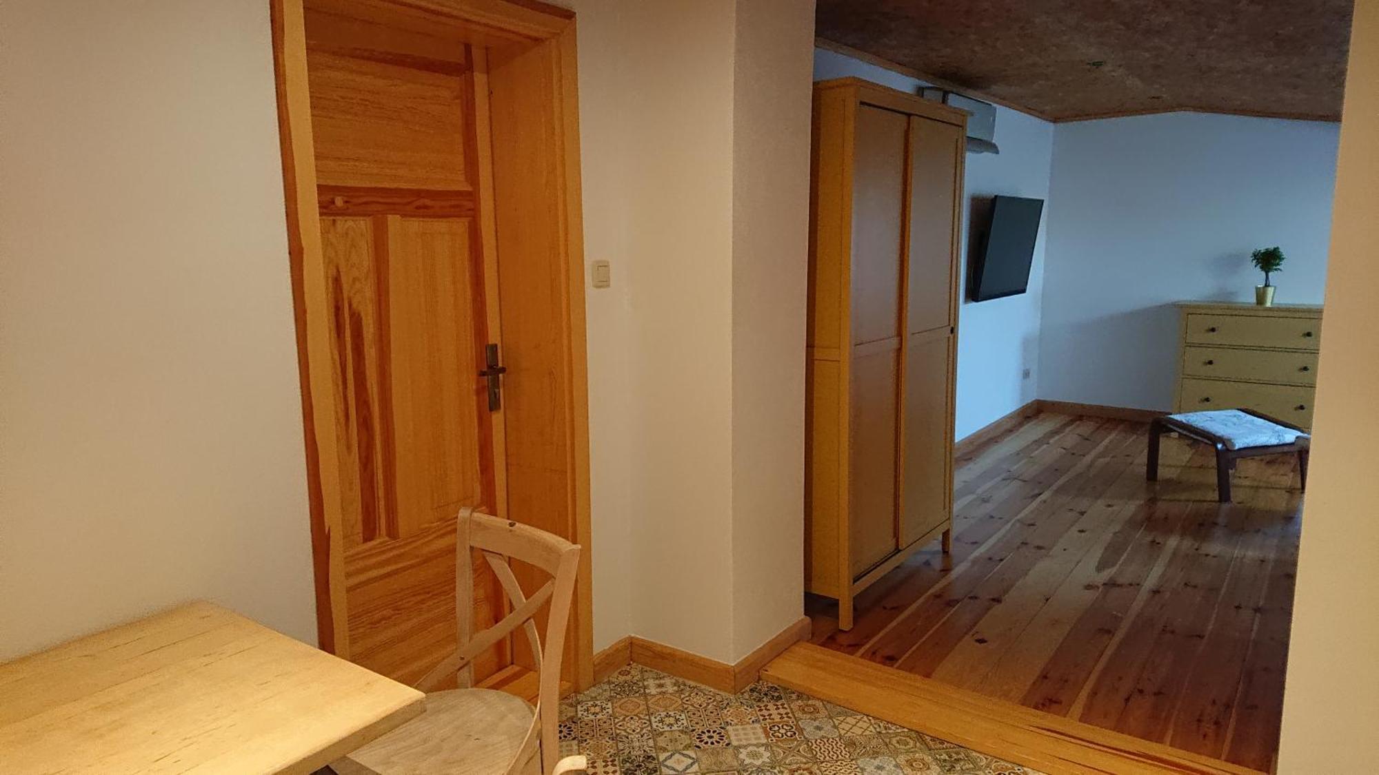 Apartamenty Przy Stonehenge Sosnowiec Ruang foto